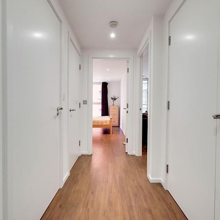 Two Bedroom Apartment - London Excel Stays Exterior foto